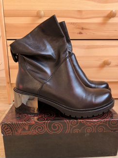 Ботинки кожаные (39)