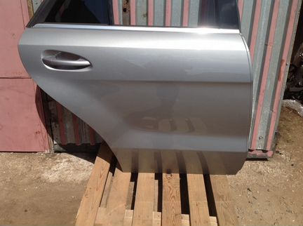 Дверь задняя правая Мерседес ML,GLE,166 в сборе