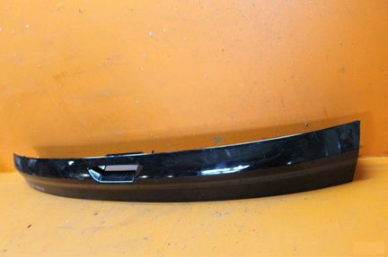 Накладка крышки багажника Ford Kuga 2 2012-Нв