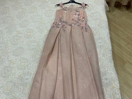 Платье