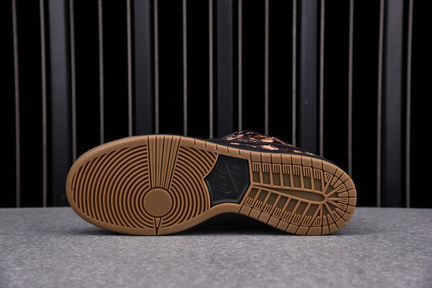 Dunk Sb low premium pushed 2