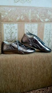 Кроссовки женские прогулочные кожаные серебряные