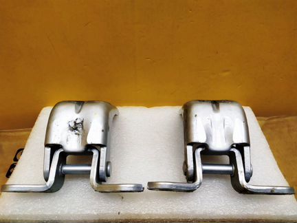 Петли двери передние Nissan Pathfinder R52