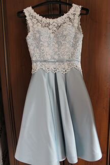 Продам нарядное платье