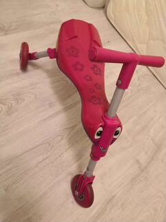 Трёхколёсный беговел