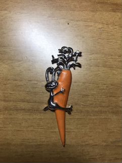 Часы, браслаты и украшения