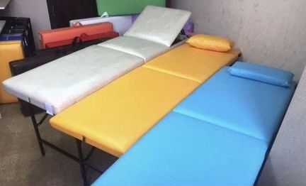 Кушетка для наращивания ресниц, шугаринга, тату