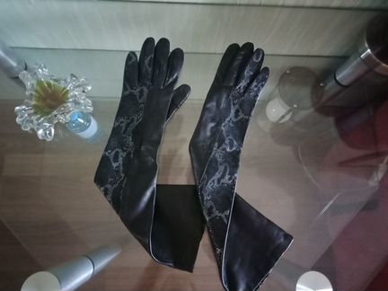 Перчатки из натуральной кожи