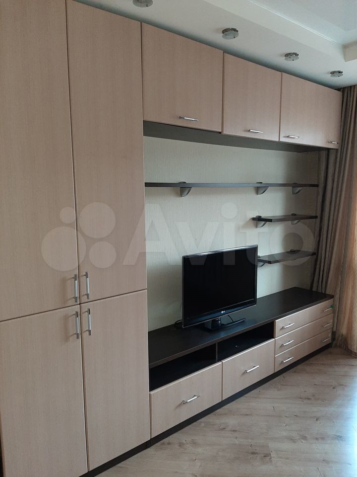 2-room apartment, 43 m2, 4/5 floor.