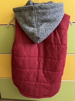 Утепленная жилетка 146 рост