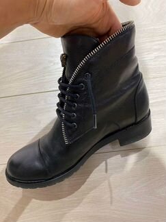 Кожаные ботинки