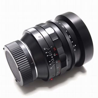 Voigtlaender 50mm f/1.1 Nokton Leica M