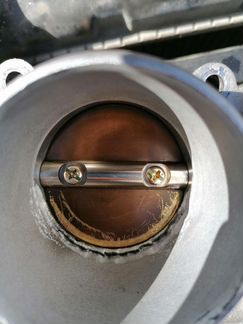 Расточенная дроссельная заслонка на Nissan almera