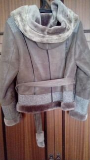 Продаю короткую искусственную курточку-дубленку