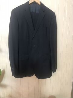 Костюм мужской. Фирма Hugo Boss. Размер 48. Цвет т