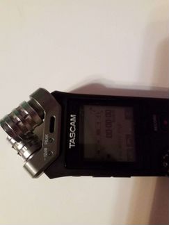 Диктофон/рекордер Tascam DR-22WL новый