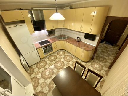 2-к квартира, 60 м², 15/22 эт.