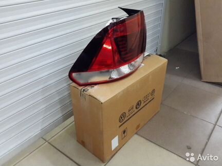 Фонарь задний для VW Polo Sedan поло седан c 2015