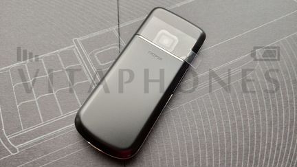 05 Nokia 8800 Arte Black - стильный крутой телефон