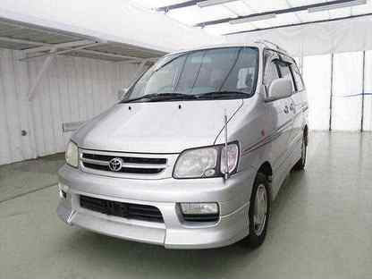 Авита владивосток. Toyota Noah 1999. Тойота Ноах 1999 года. Тойота Ноах задняя ступица.