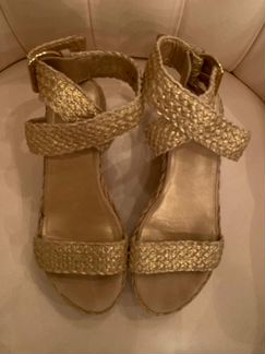 Сандалии Stuart Weitzman (оригинал)