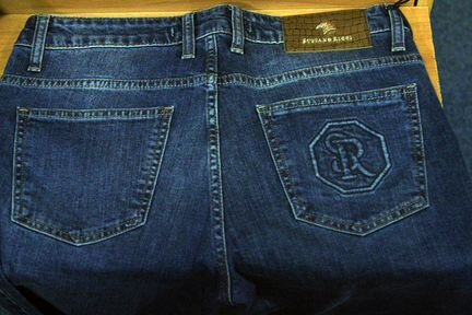Джинсы мужские
