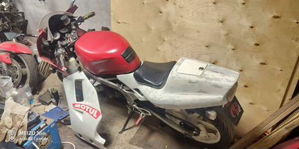 Honda ns1
