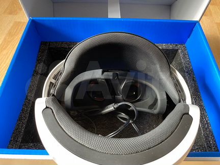 Игровая консоль Sony PS4 Pro 1TB с VR шлемом