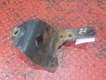 Кронштейн рессоры Мерседес Атего мп 2 9743221401