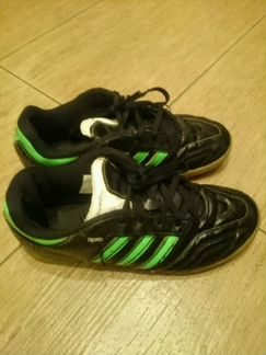 Кроссовки adidas