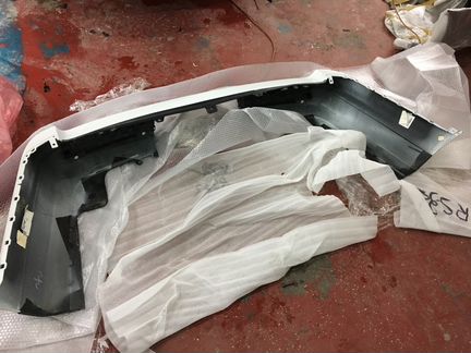 Задний бампер Range Rover Vogue 2013-17 Белый в ид