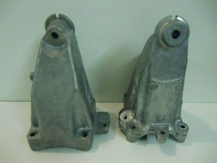 Кронштейн двигателя M274.920 Mercedes