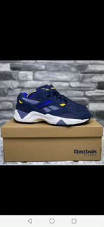 Новые, замшевые кроссовки reebok aztrek 96