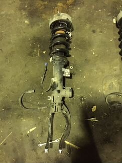 Амортизатор передний левый правый X5M X6M F85 F86