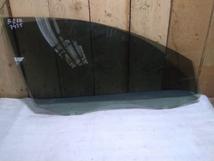 Стекло двери передней правой Passat B6 Б/У Разбор