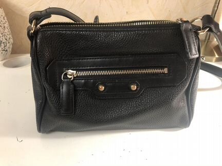 Сумка на ремешке через плечо