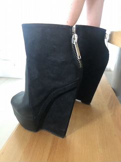 Туфли на танкетке оригинал новые