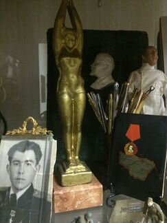 Антикварная статуэтка спорт