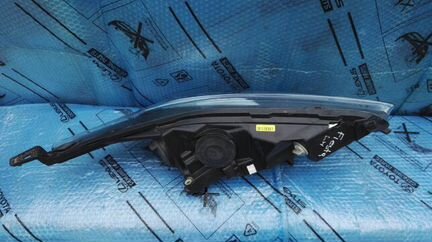 Фара левая Ford Fiesta