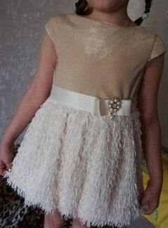 Праздничное новое платье 110 см