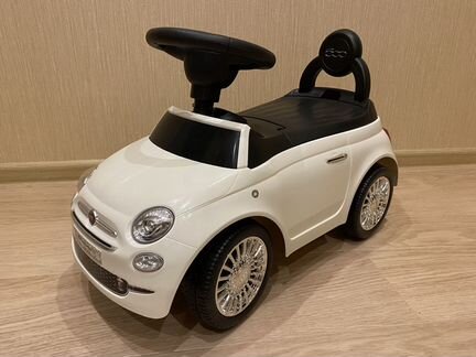 Машинка-каталка Fiat