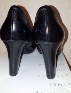 Черные туфли Geox 39 размер обувь, которая дышит