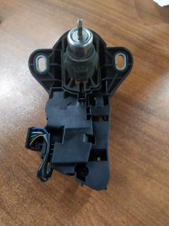 Замок багажника электро + ключ Mitsubishi Carisma