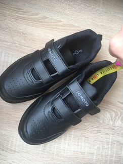 Кроссовки 37