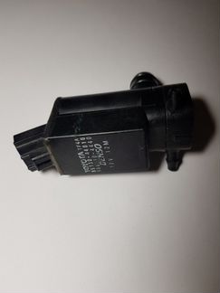 Toyota Avensis, Corolla. Насос омывателя лобового