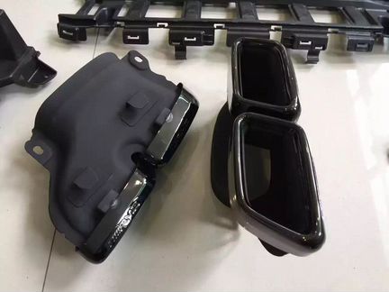 Насадки глушителей черные Mercedes C 205 63 AMG