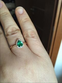 Золотое кольцо с изумрудом 18 разм