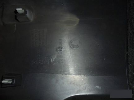 Накладка на стойку Vw Tiguan 5N