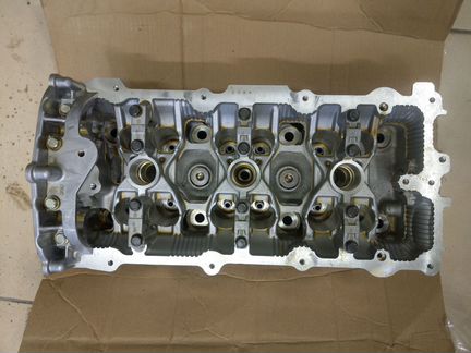 Головка блока цилиндров Infiniti Nissan VQ25
