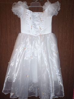 Нарядное платье